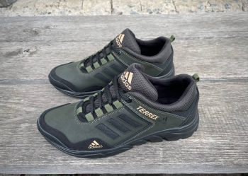 Чоловічі шкіряні кросівки Adidas Код: А-1 хаки