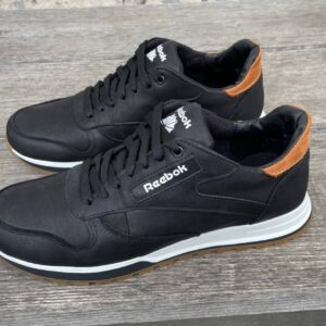 Чоловічі шкіряні кросівки Reebok Код: R17 чер