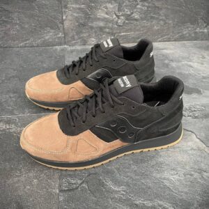Чоловічі шкіряні кросівки Saucony Код: 01-71/8 чер/кор