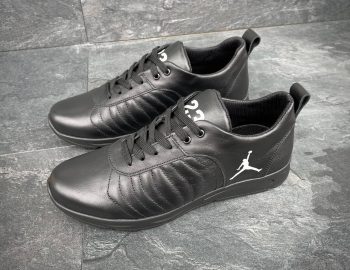Чоловічі шкіряні кросівки Jordan Код: К12 чер