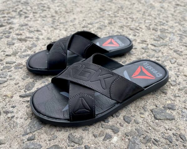 Чоловічі шкіряні шльопанці Reebok Код: R7 чорний