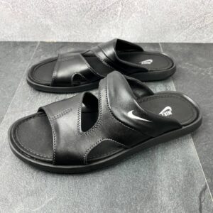 Чоловічі шкіряні шльопанці Nike Код: N35 чорний