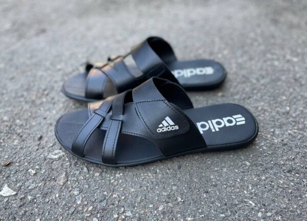 Чоловічі шкіряні шльопанці Adidas Код: 126 черн