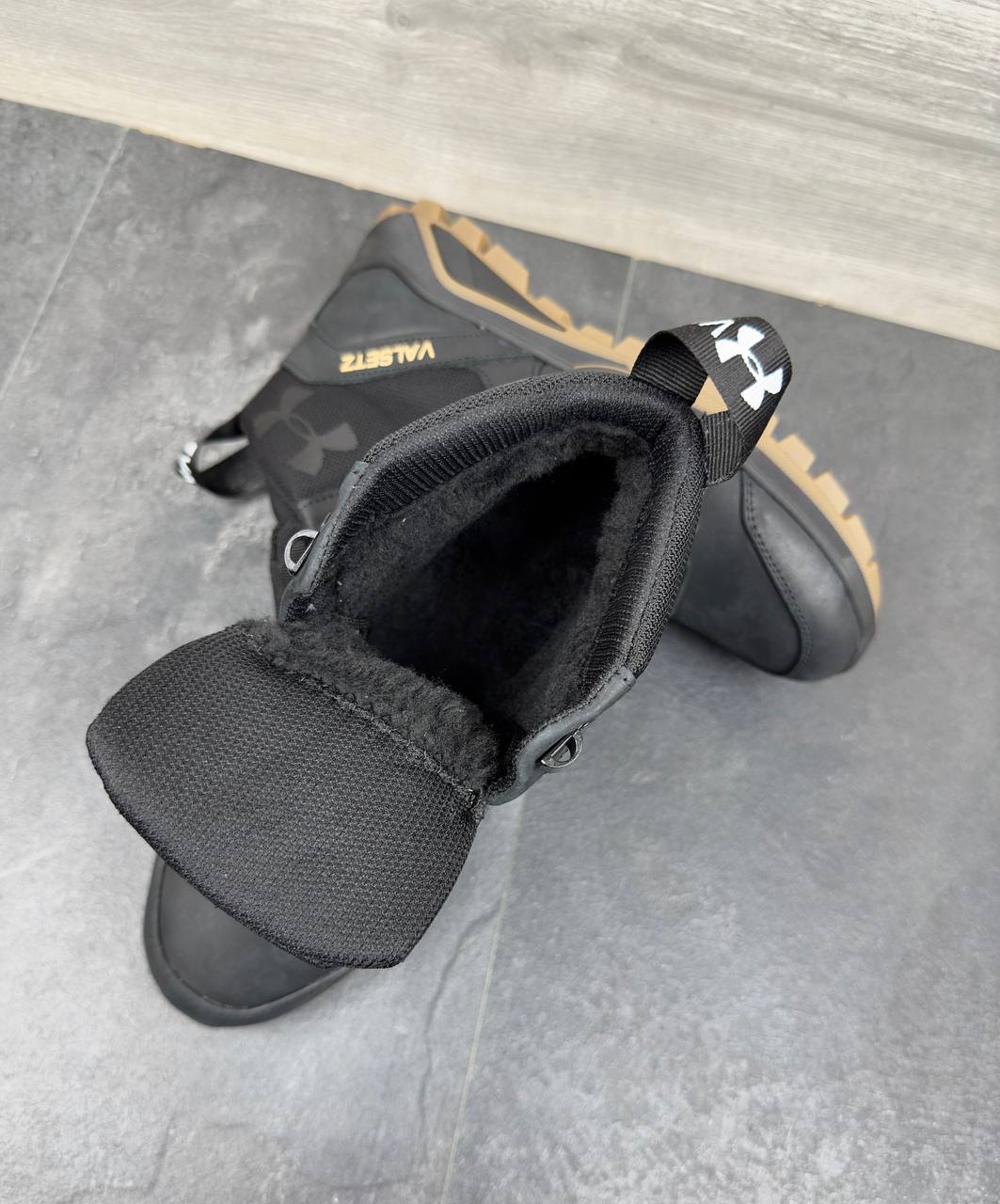 Чоловічі шкіряні зимові кросівки  Код: Б02-23/2 чорний - Зображення 3