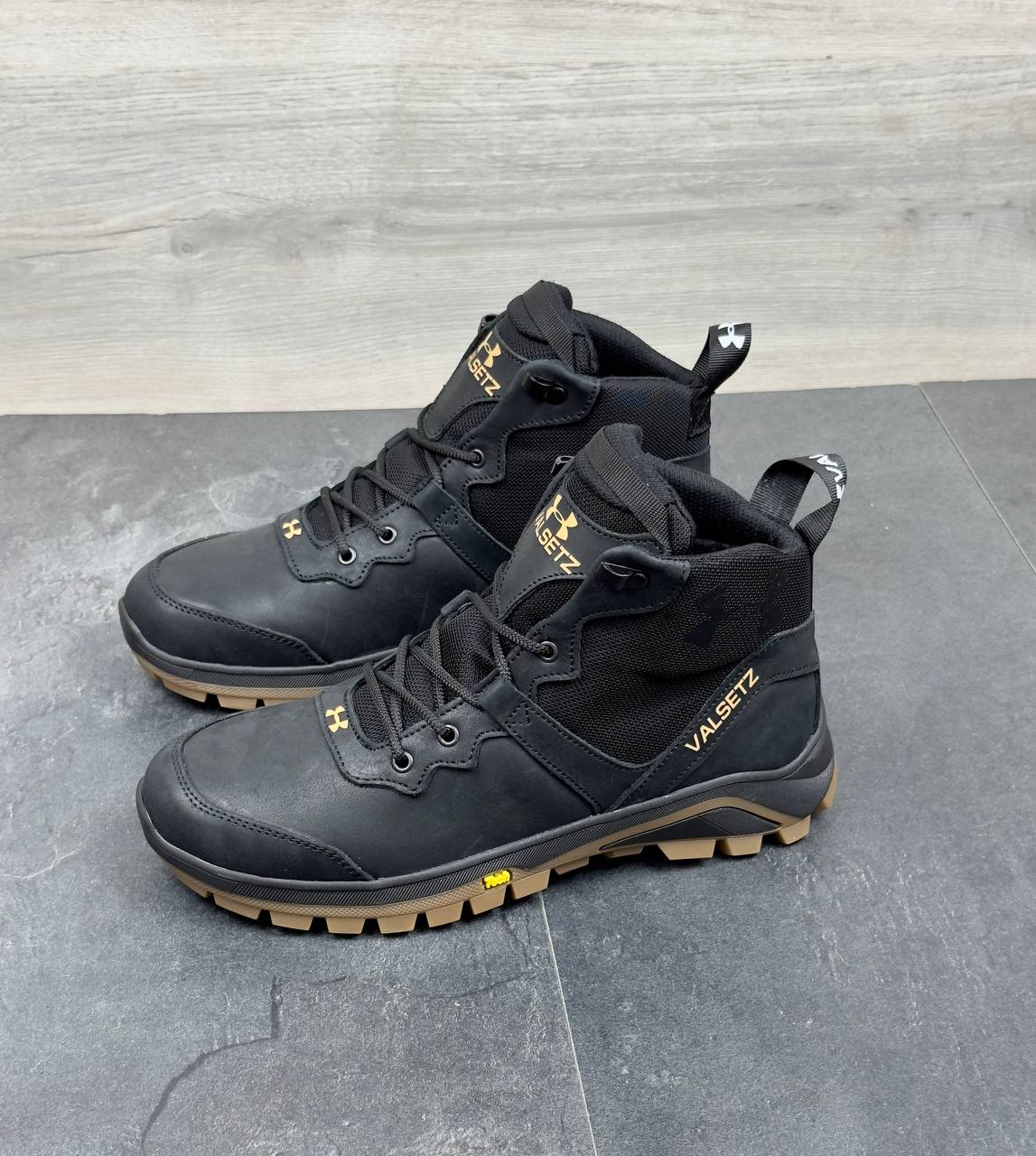 Чоловічі шкіряні зимові кросівки  Код: Б02-23/2 чорний