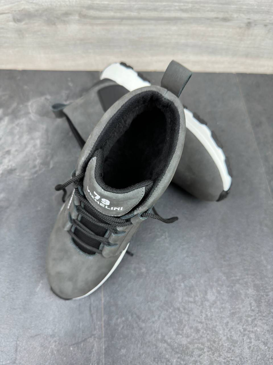 Чоловічі зимові шкіряні кросівки  Код: Б02-52/6 сірий - Зображення 3