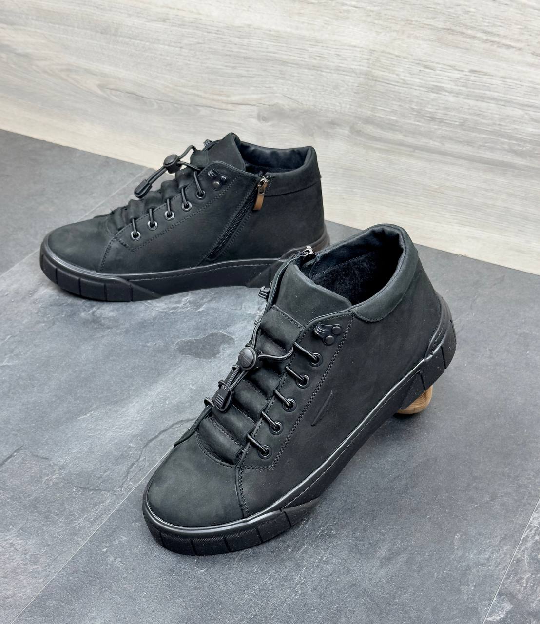 Чоловічі зимові нубукові кросівки Код: 311 ч/н - Зображення 2