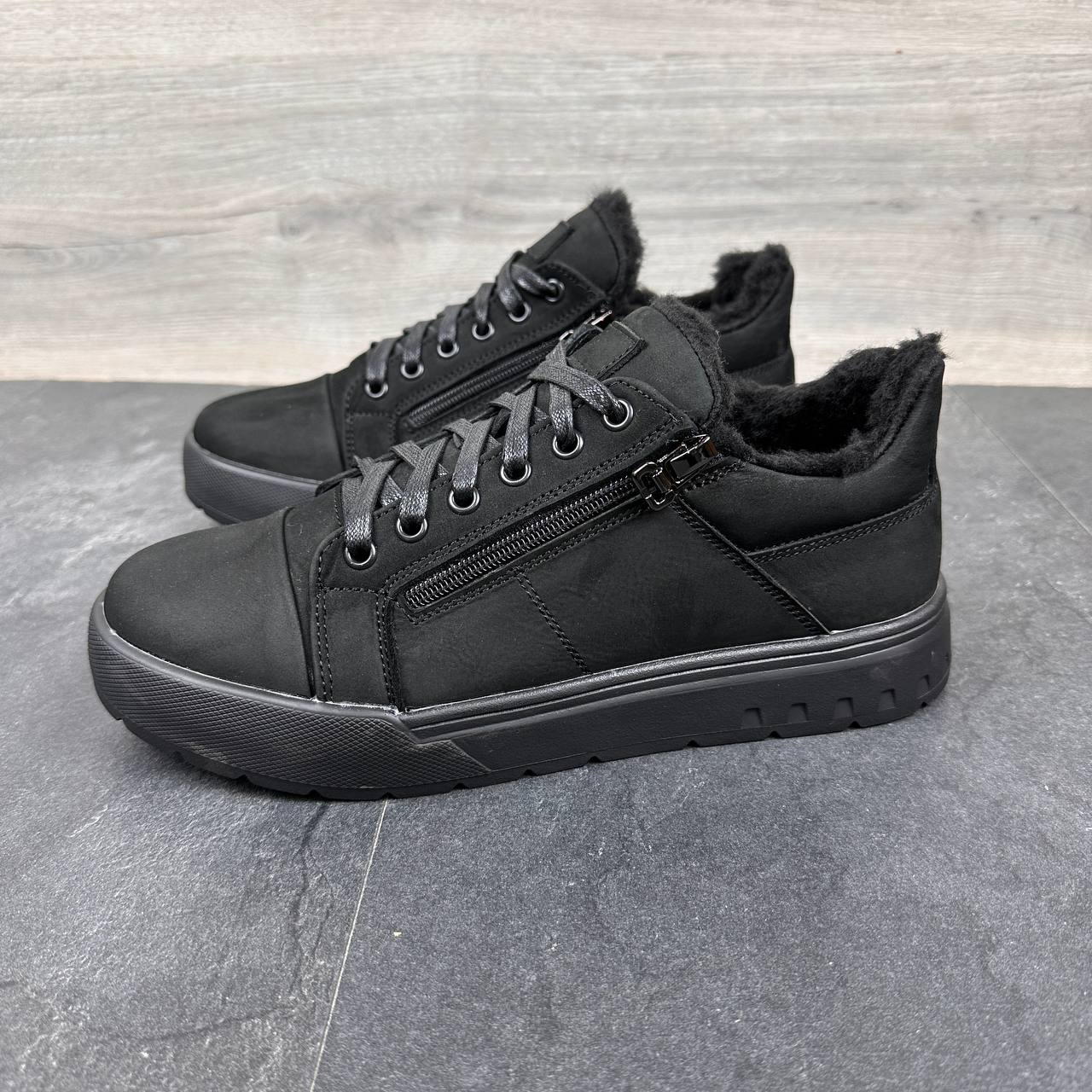 Чоловічі зимові нубукові кросівки Код: 186 чор/нуб