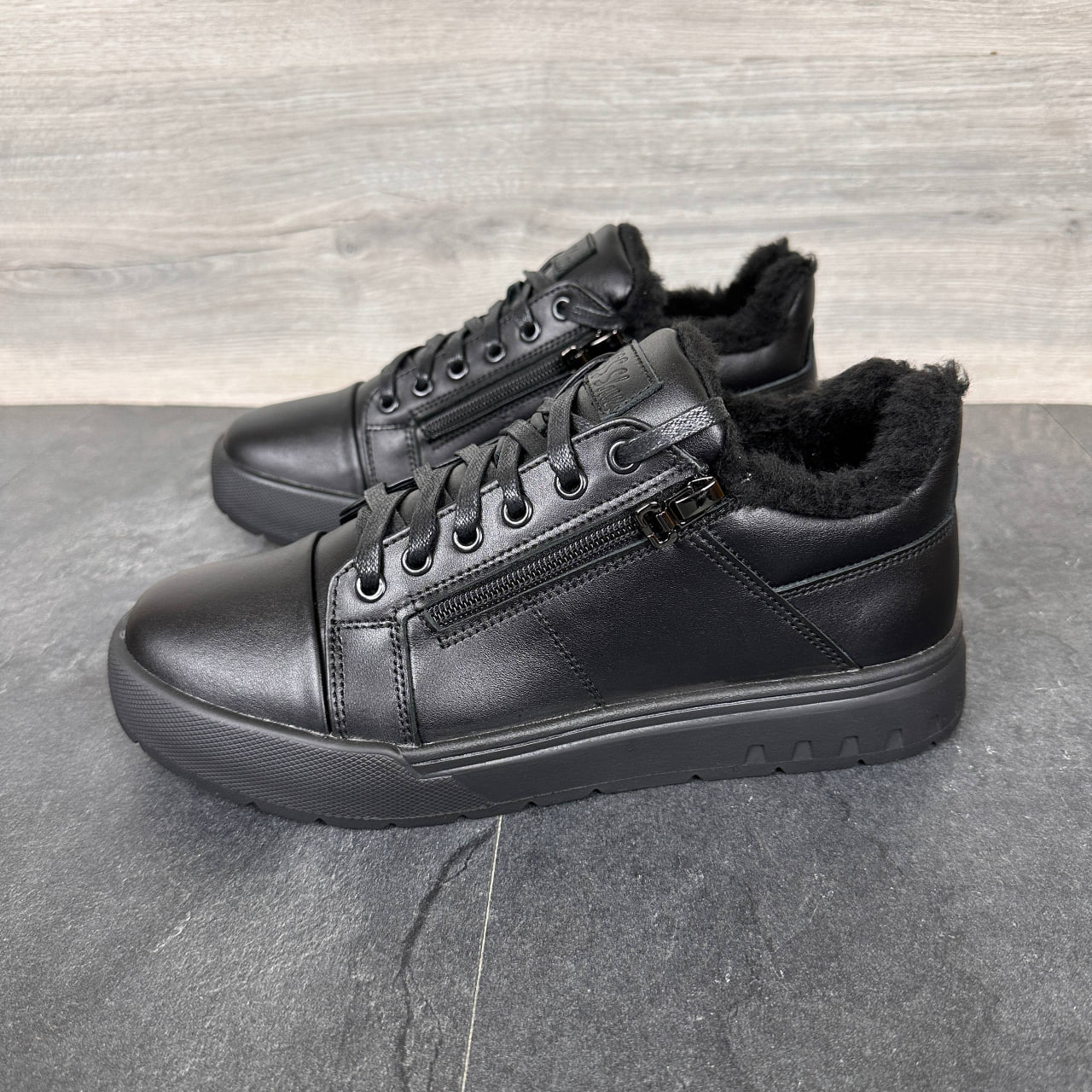 Чоловічі зимові шкіряні кросівки/кеди Код: 186 ч/р