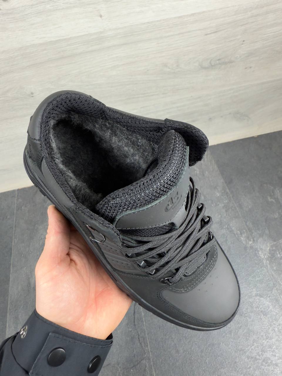 Чоловічі шкіряні зимові кросівки  Код: К10 чорний - Зображення 3