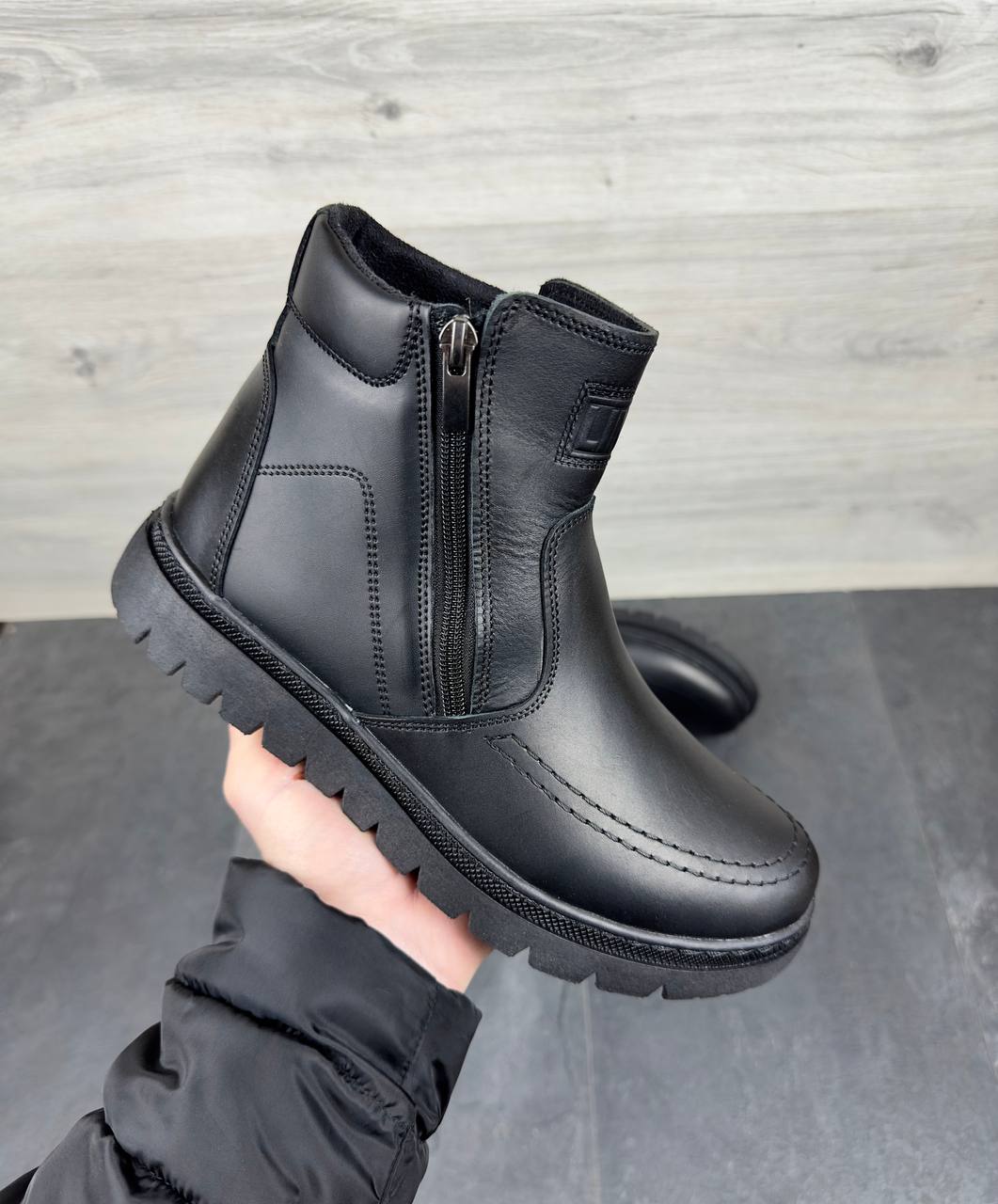 Чоловічі шкіряні зимові черевики на замку Код: Б21 чорний - Зображення 4