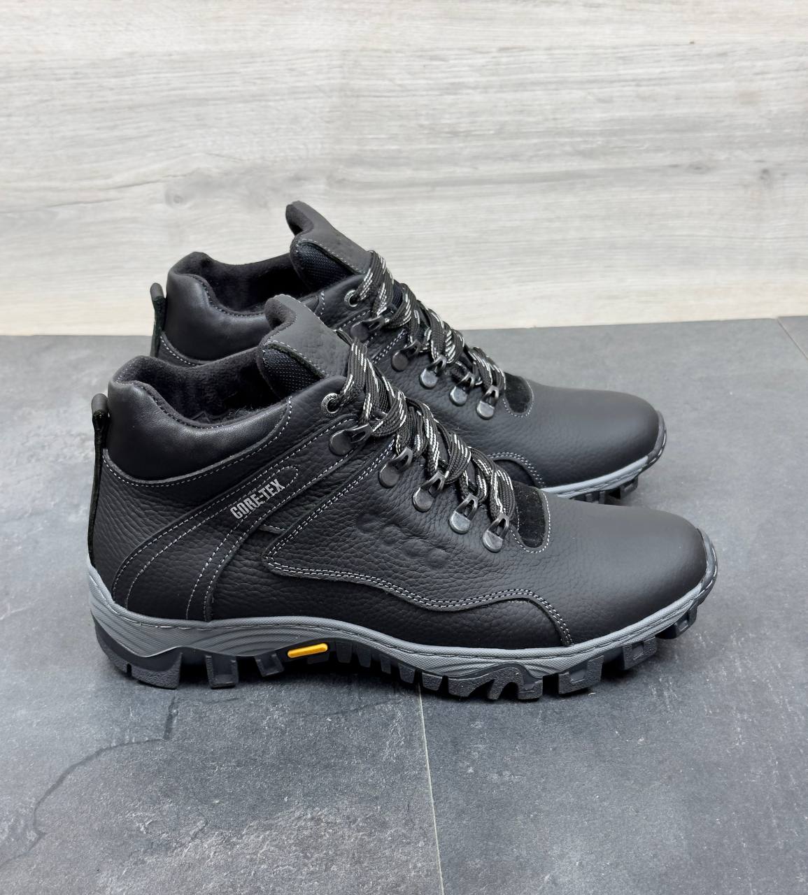 Чоловічі шкіряні зимові кросівки Код: Б50 чорний - Зображення 6