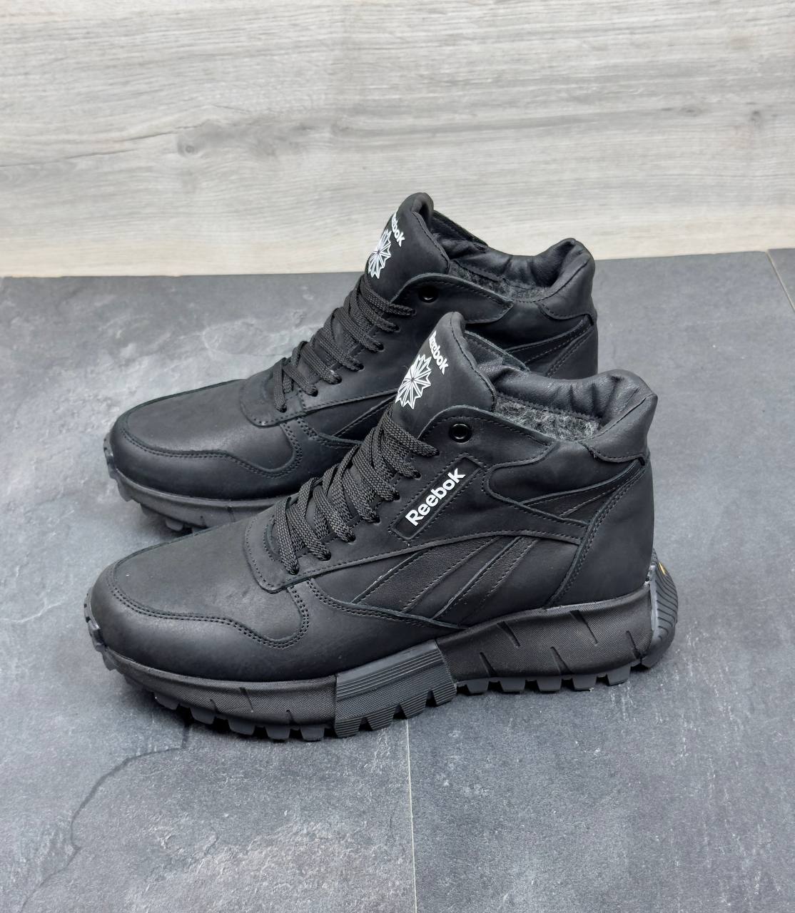 Чоловічі шкіряні зимові черевики Код: R16 бот/чорний