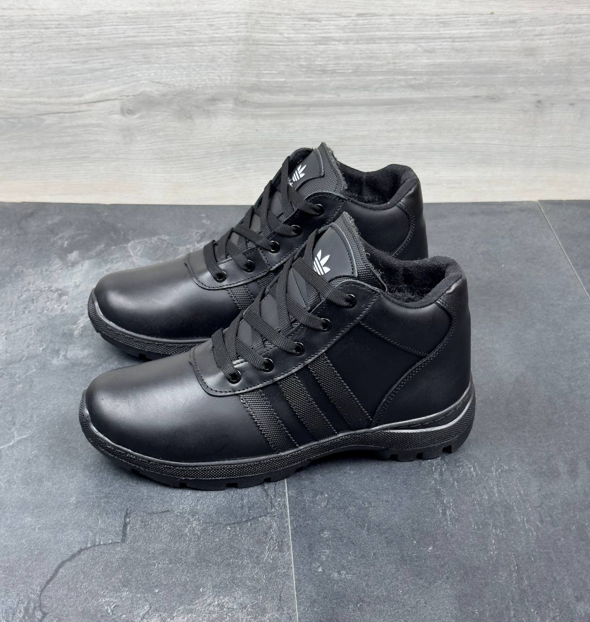 Чоловічі шкіряні зимові кросівки Код: А-5 бот