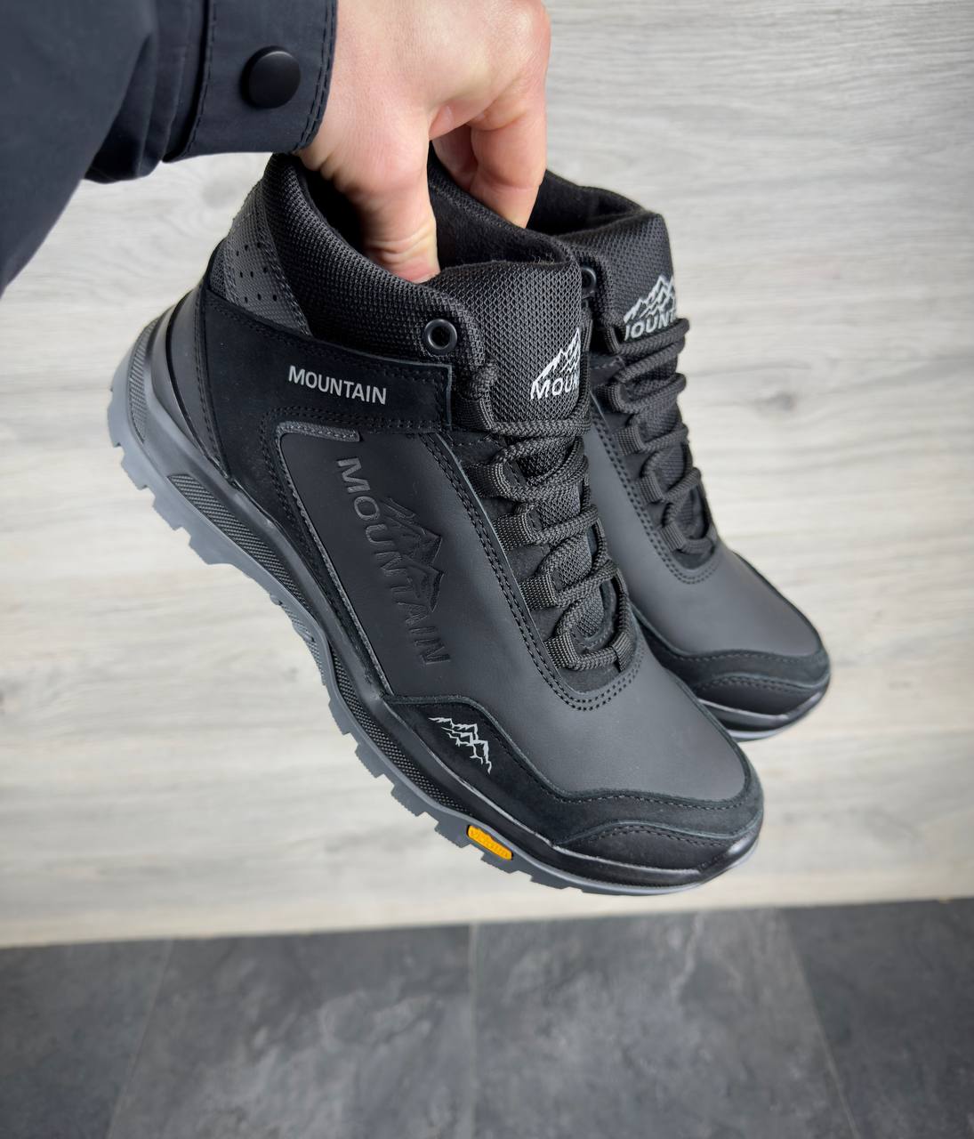 Чоловічі шкіряні зимові кросівки Код: А-2515 ч/сер/зима - Зображення 3