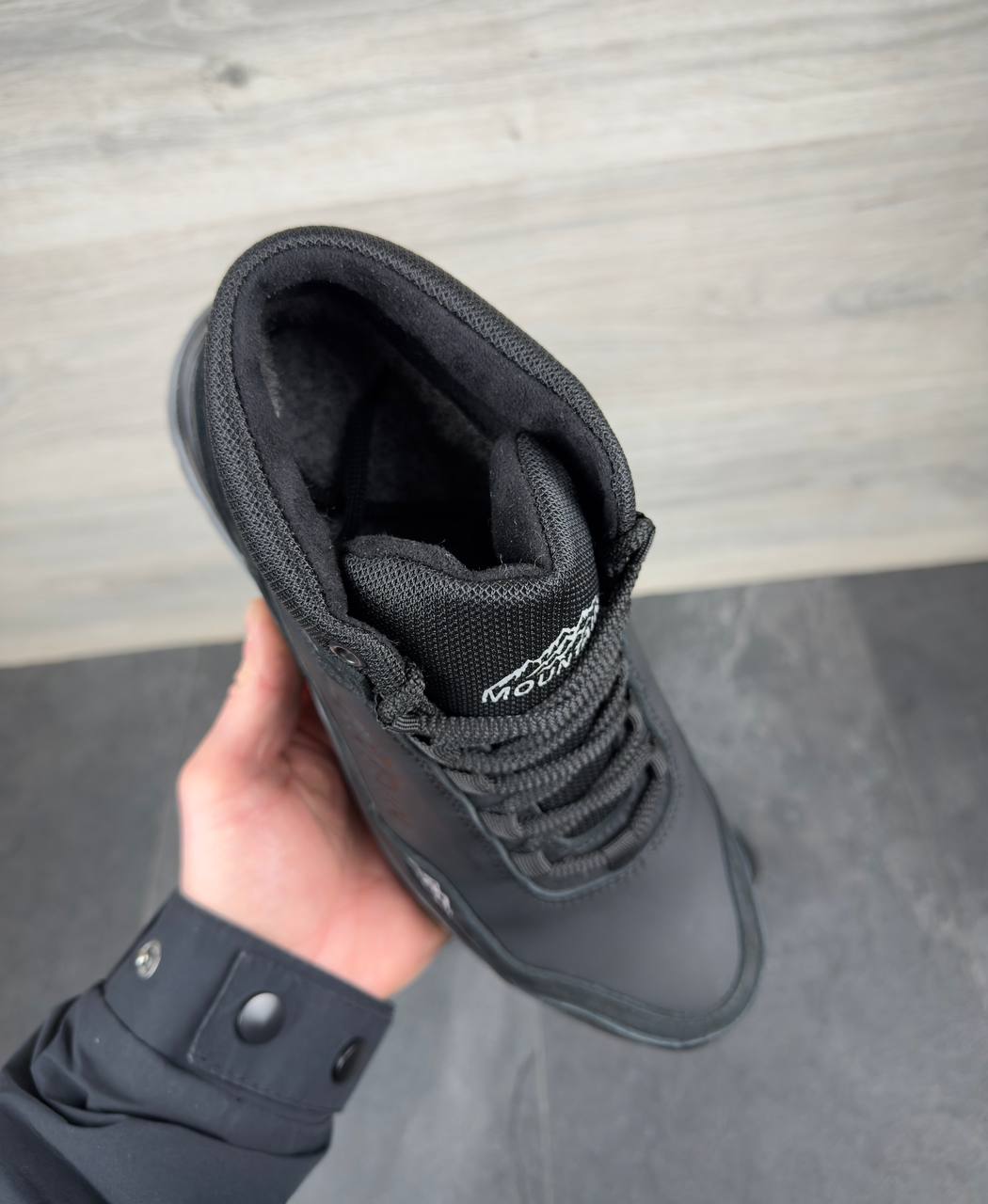 Чоловічі шкіряні зимові кросівки Код: А-2515 ч/сер/зима - Зображення 4