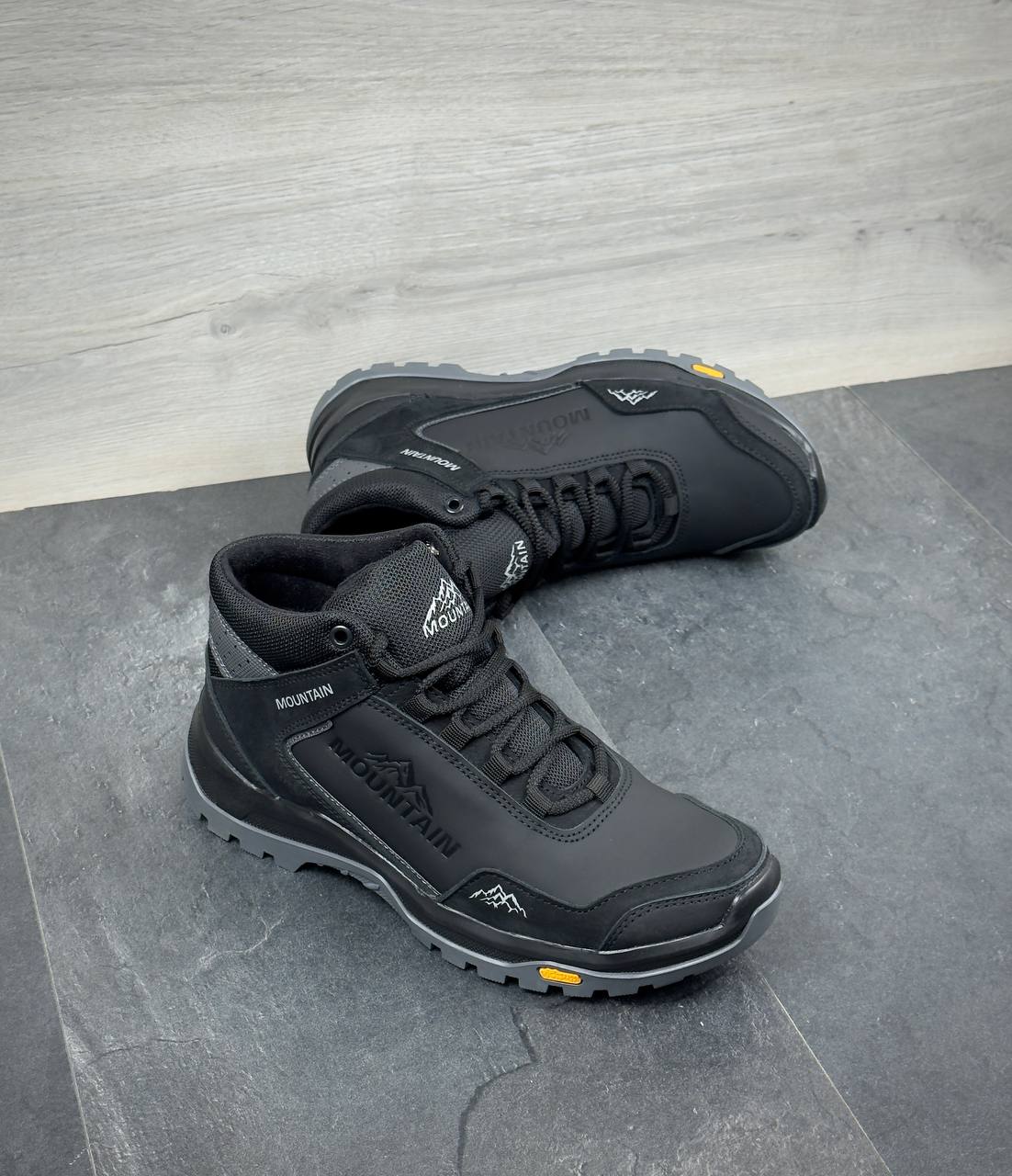 Чоловічі шкіряні зимові кросівки Код: А-2515 ч/сер/зима - Зображення 6